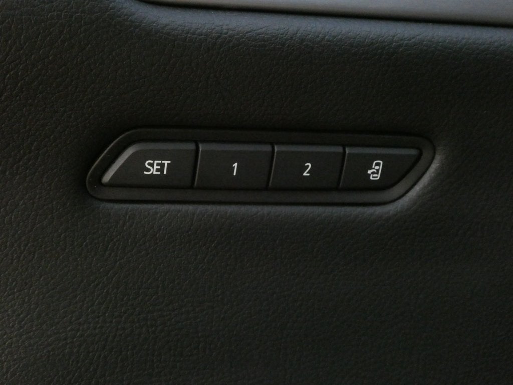 2023 Cadillac XT5 Sport