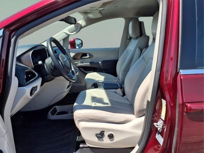 2017 Chrysler Pacifica Touring L Plus