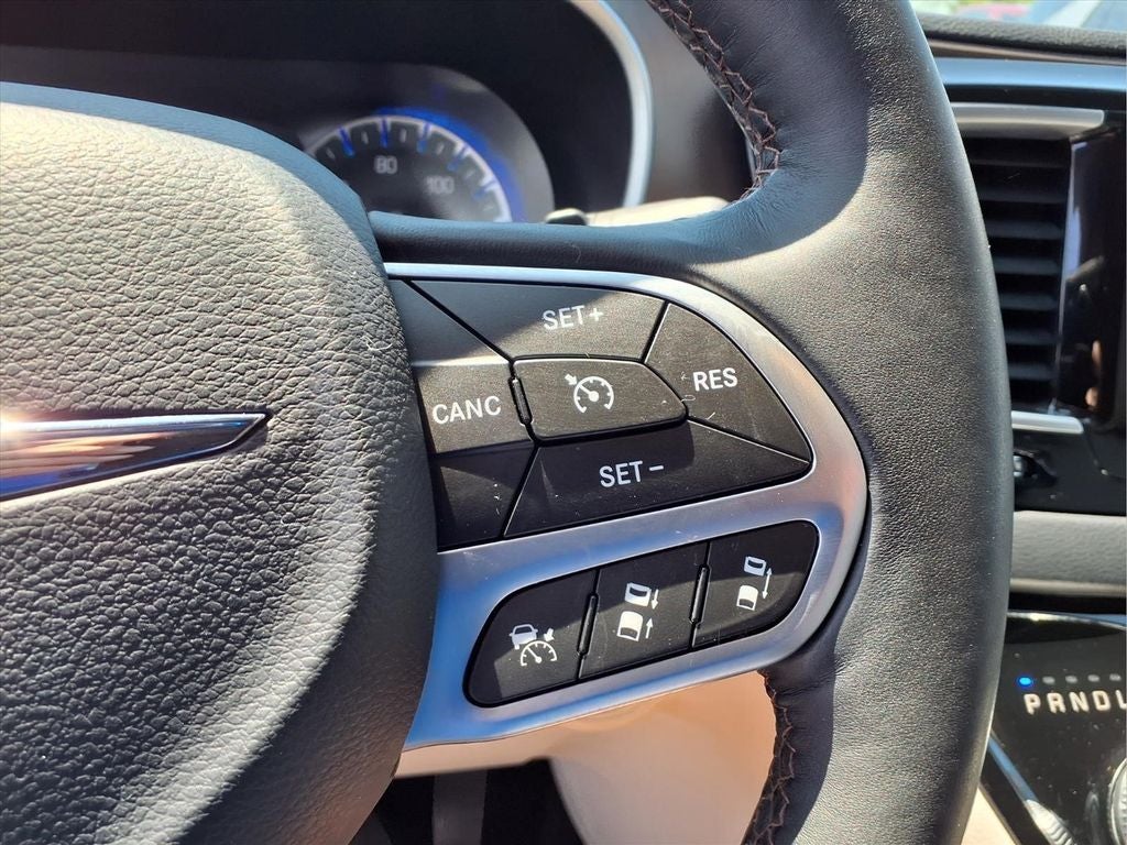 2017 Chrysler Pacifica Touring L Plus