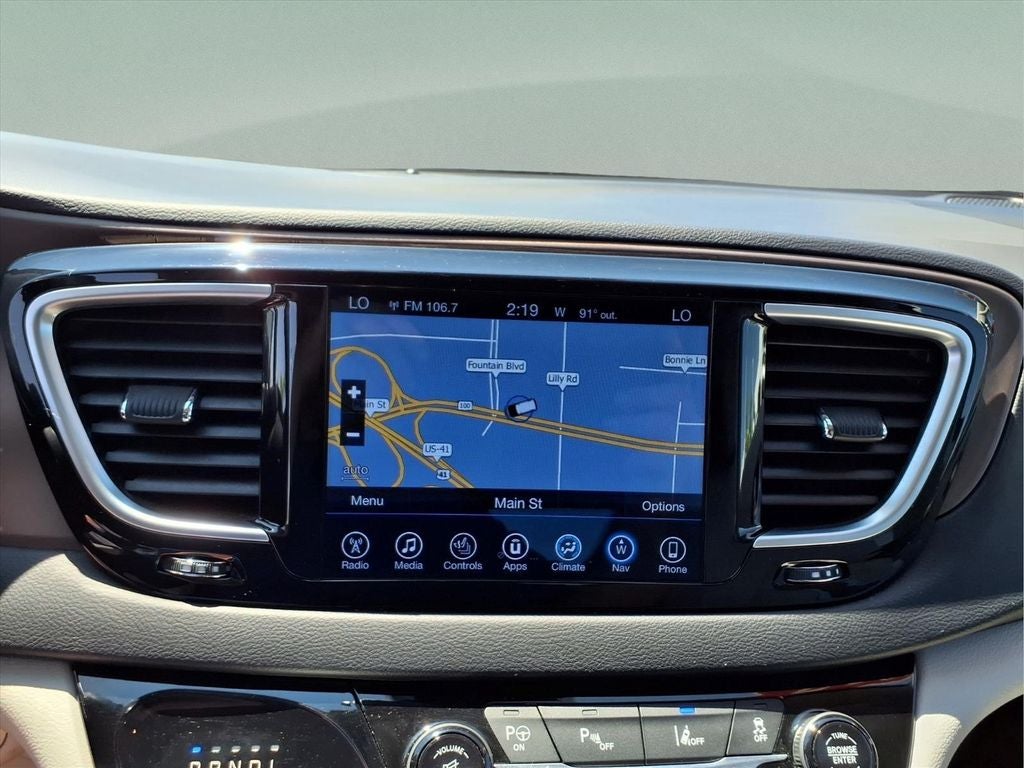 2017 Chrysler Pacifica Touring L Plus