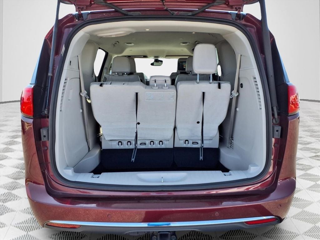 2017 Chrysler Pacifica Touring L Plus