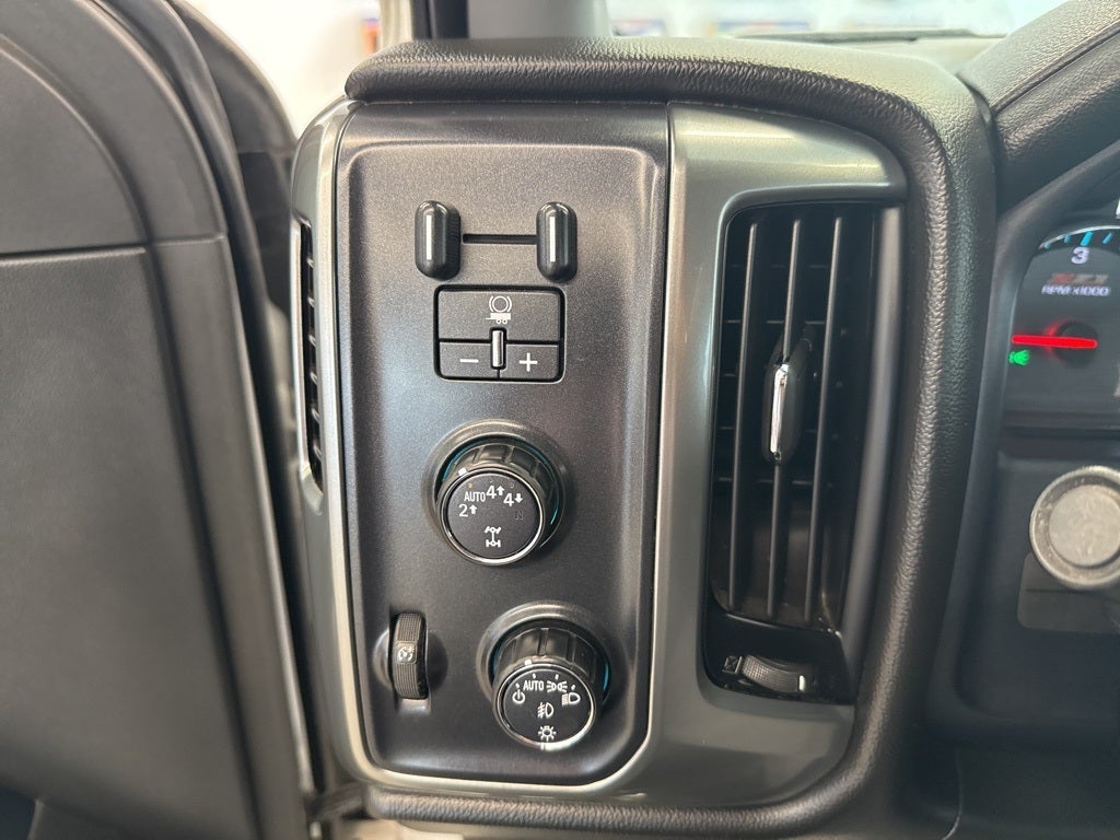 2017 Chevrolet Silverado 1500 LT LT2