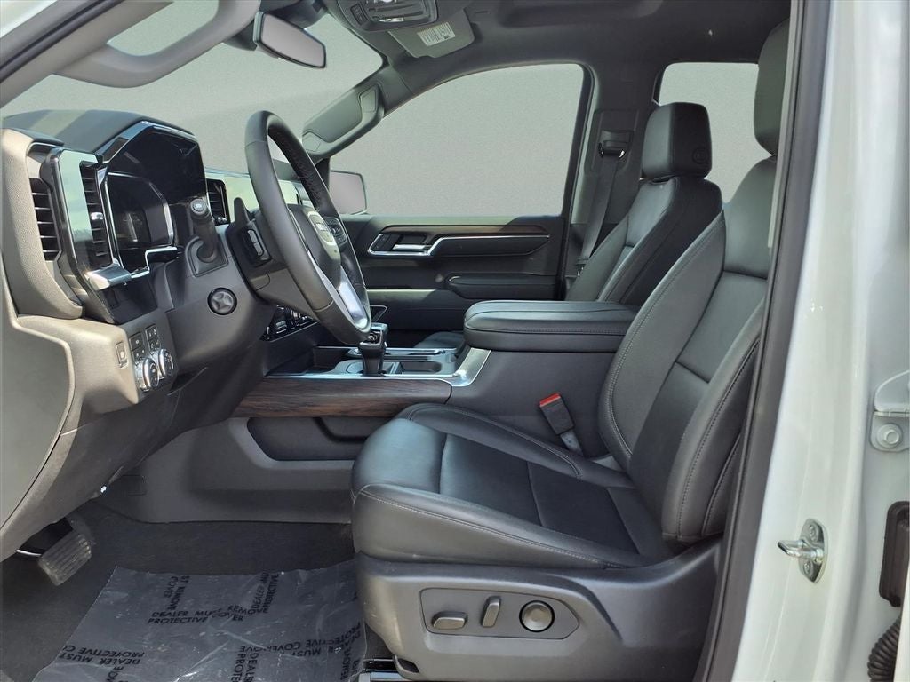 2026 GMC Sierra 1500 SLT - Photo 10