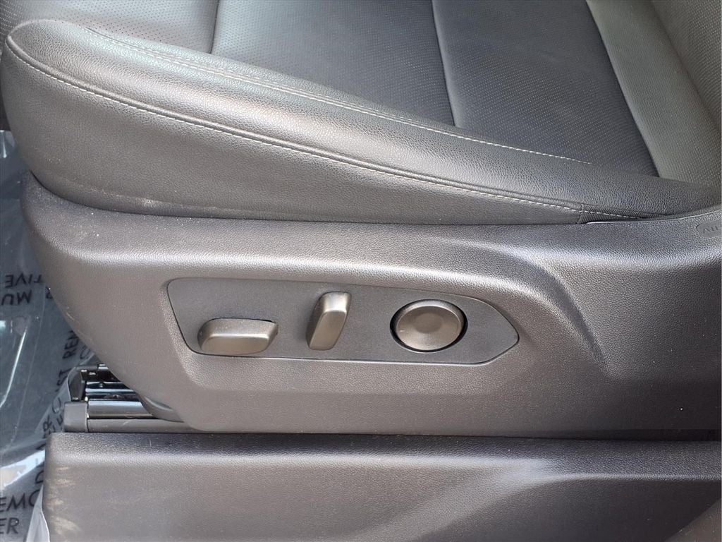 2026 GMC Sierra 1500 SLT - Photo 14