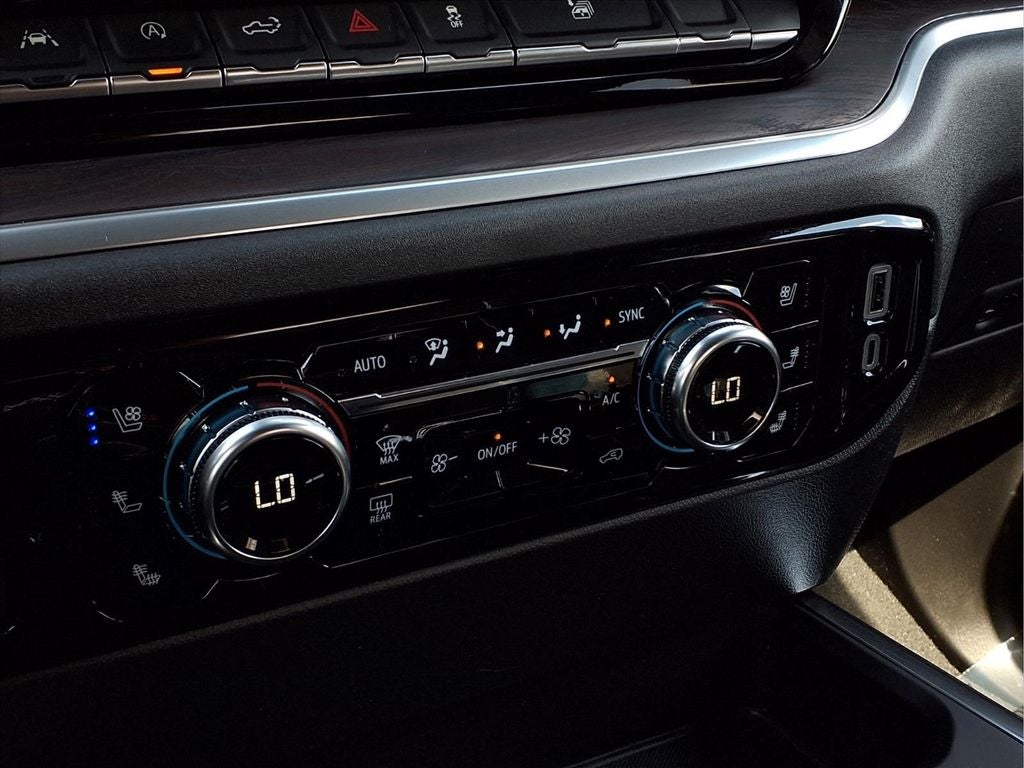 2026 GMC Sierra 1500 SLT - Photo 21