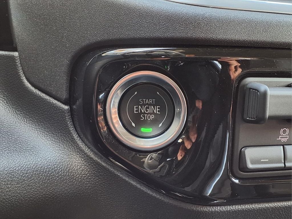 2026 GMC Sierra 1500 SLT - Photo 24
