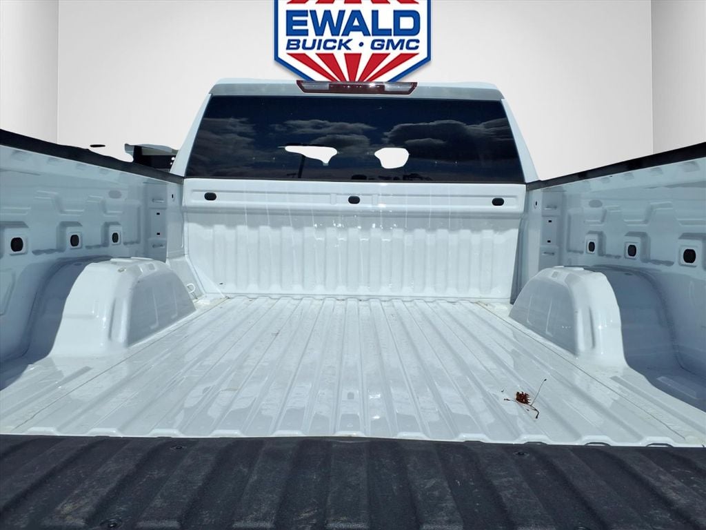 2026 GMC Sierra 1500 SLT - Photo 8
