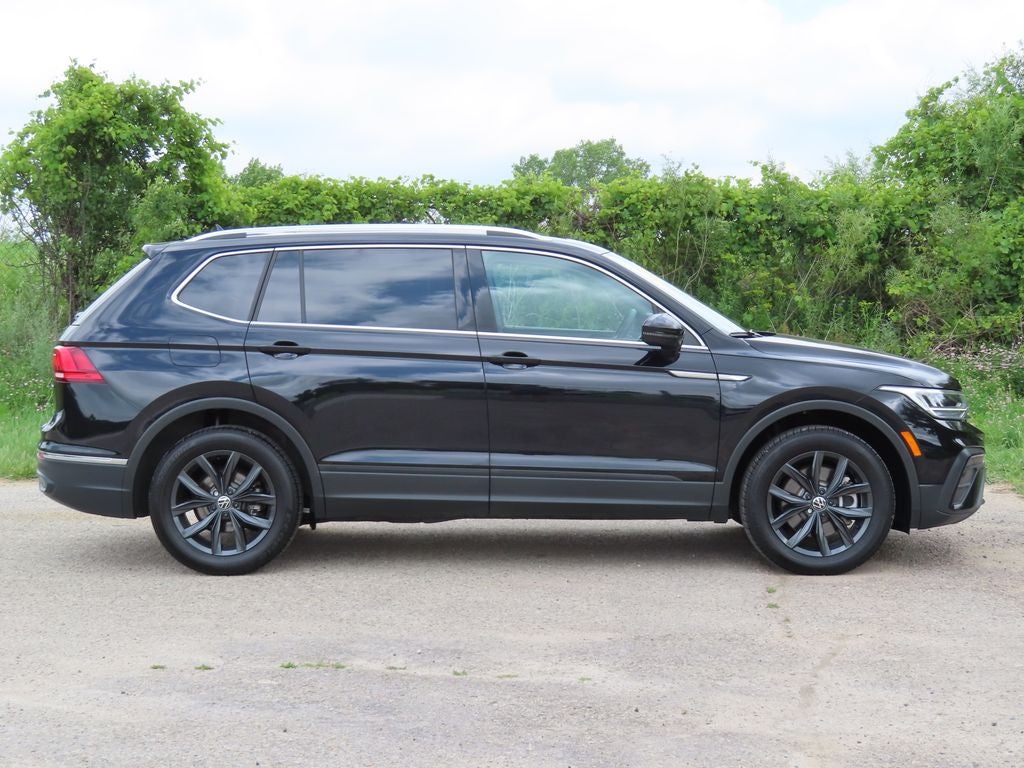 2024 Volkswagen Tiguan Base