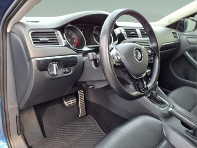 2016 Volkswagen Jetta 1.8T SEL