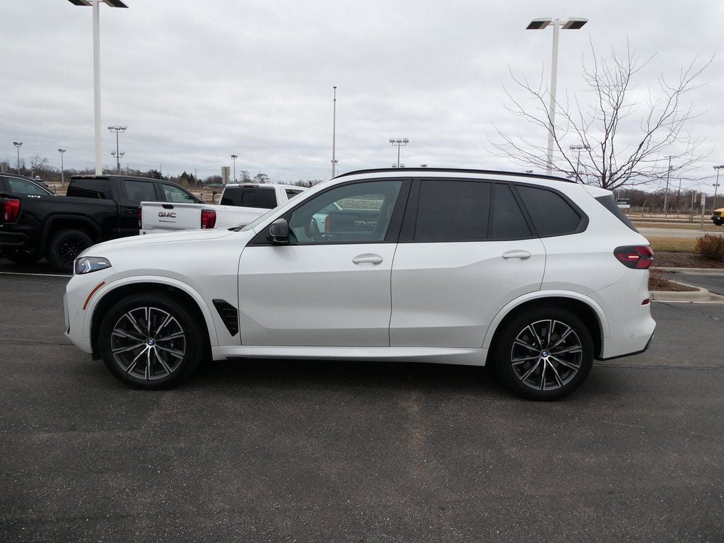 2026 BMW X5 M60i