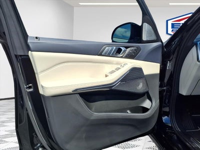 2022 BMW X7 ALPINA XB7