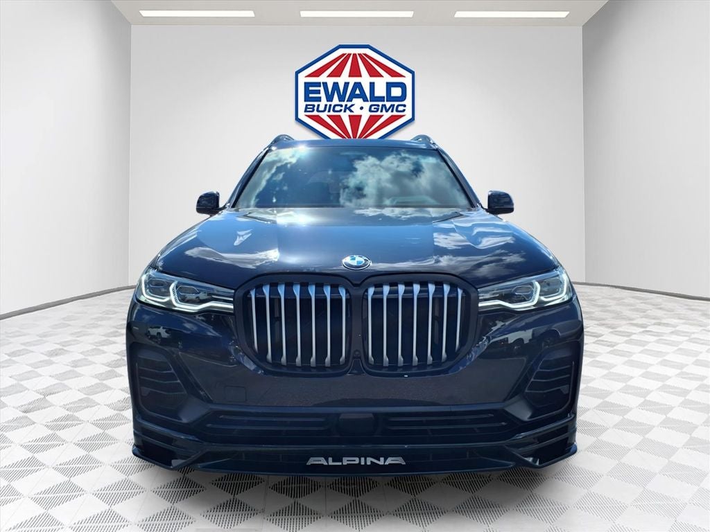2022 BMW X7 ALPINA XB7