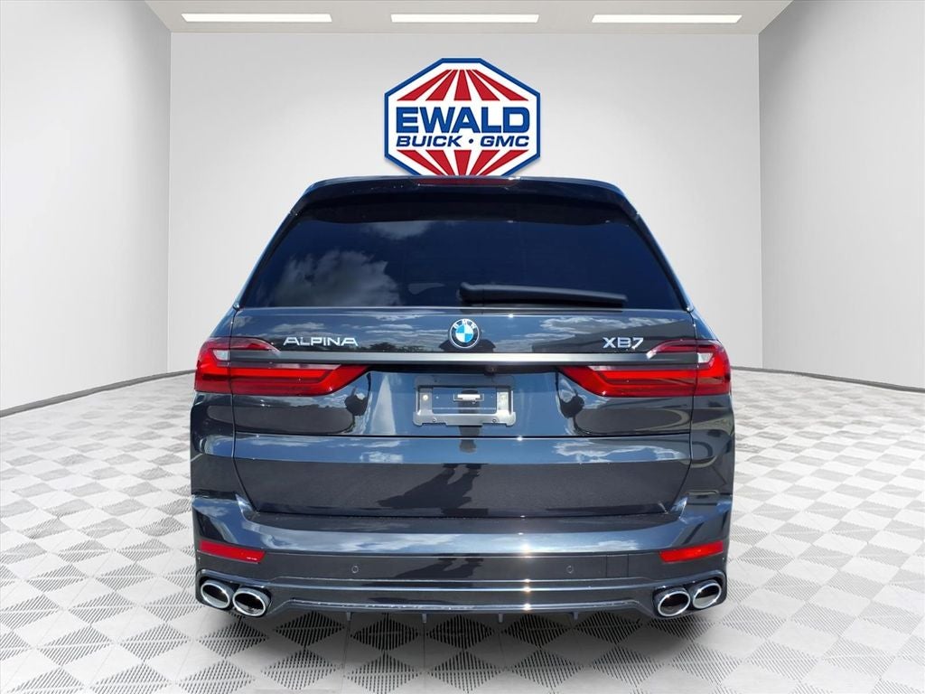 2022 BMW X7 ALPINA XB7