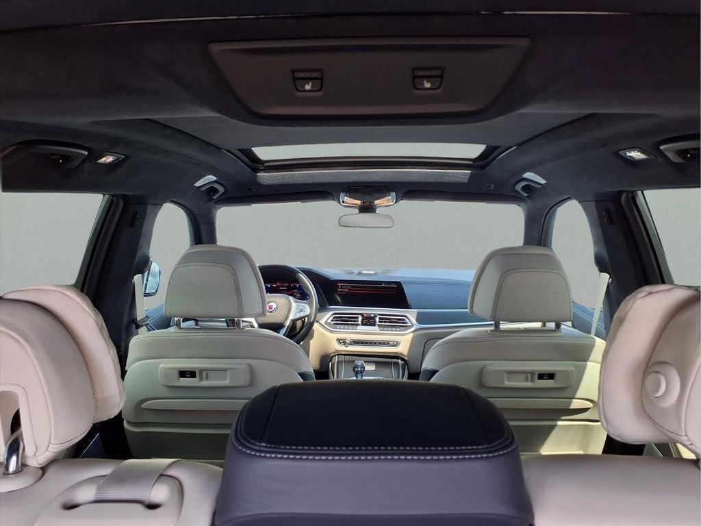 2022 BMW X7 ALPINA XB7
