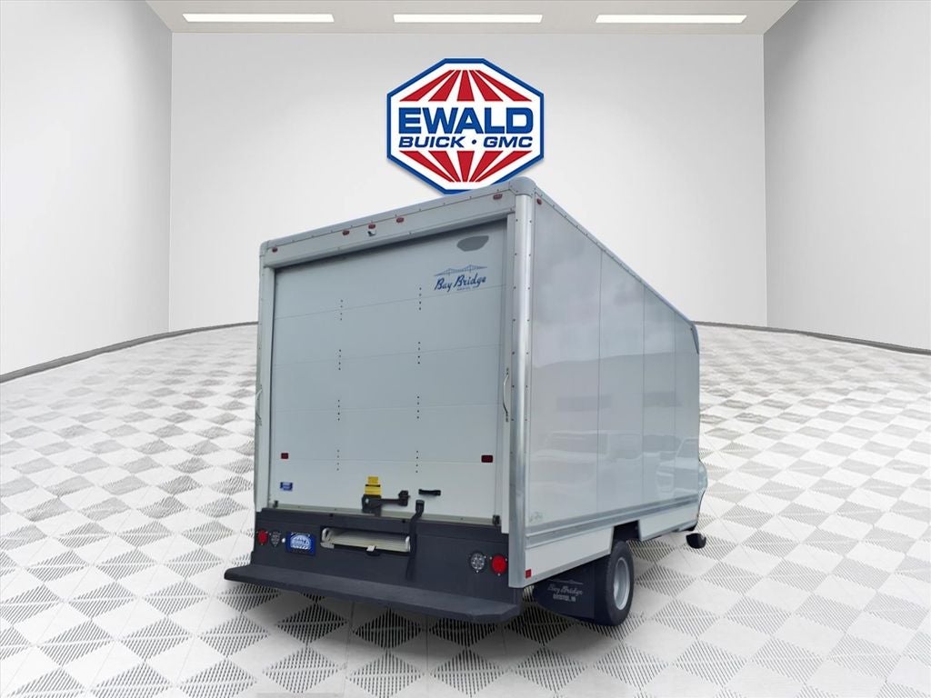 2024 GMC Savana 3500 Work Van