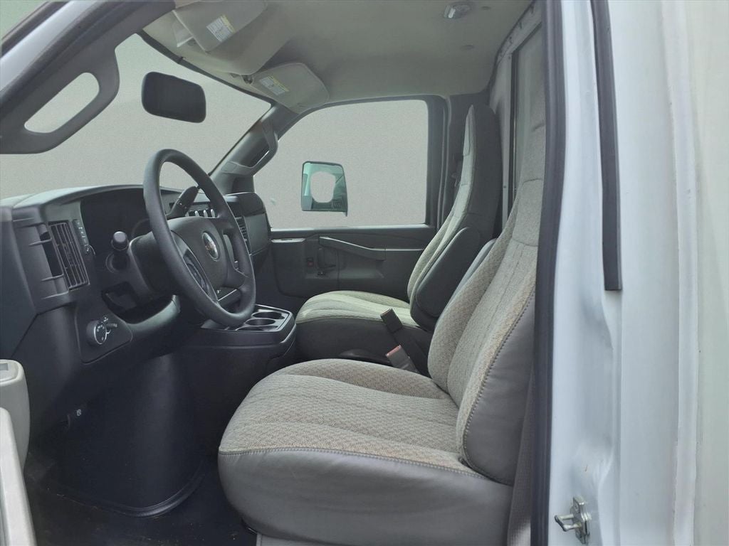 2024 GMC Savana 3500 Work Van