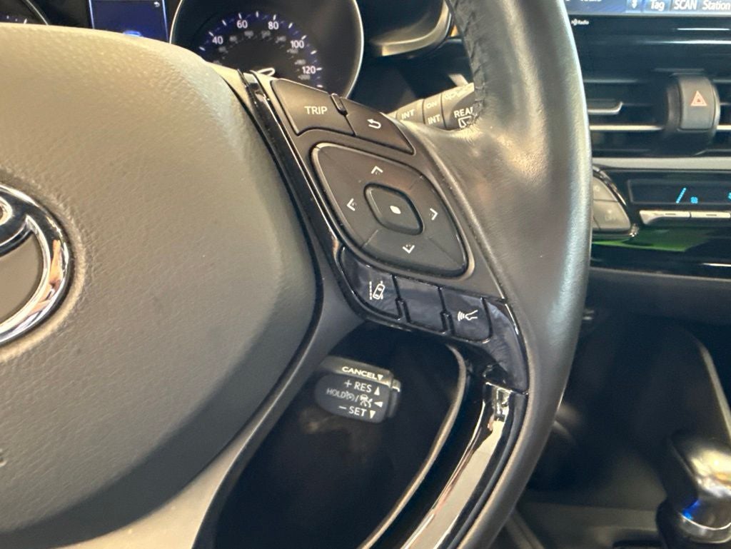 2018 Toyota C-HR XLE Premium