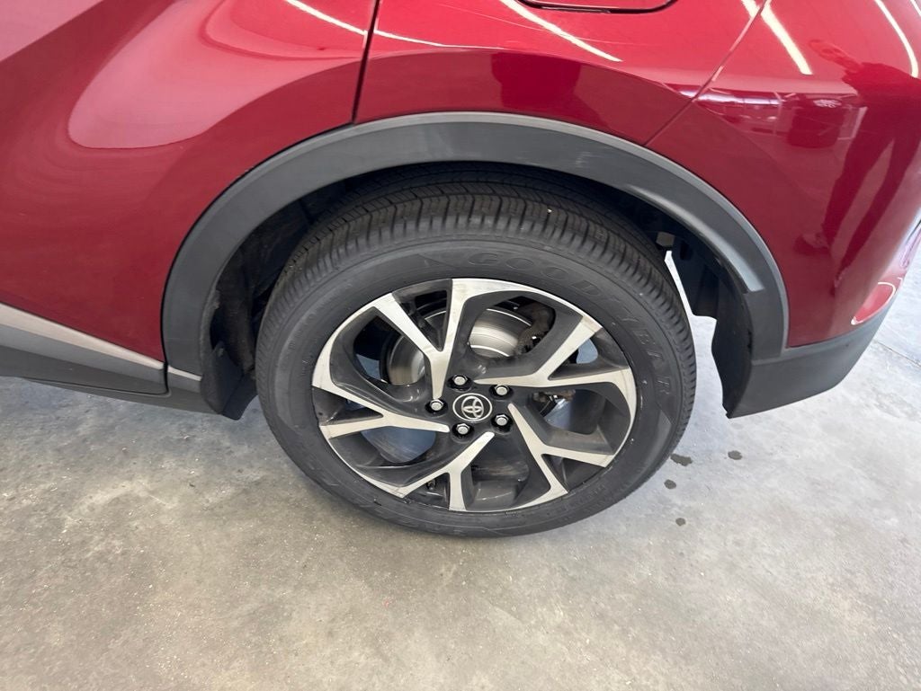 2018 Toyota C-HR XLE Premium