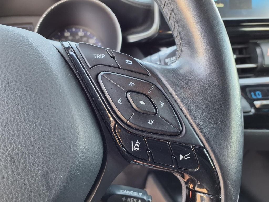 2018 Toyota C-HR XLE Premium