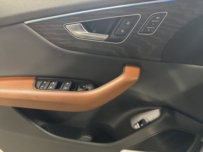 2022 Audi Q8 55 Premium Plus quattro