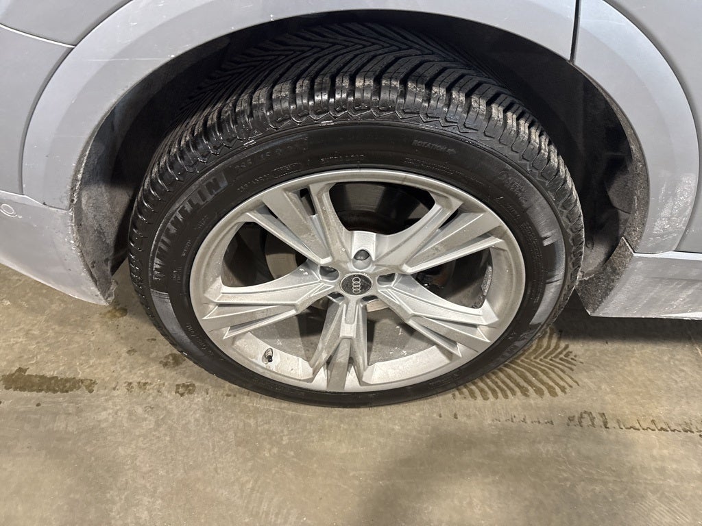 2022 Audi Q8 55 Premium Plus quattro