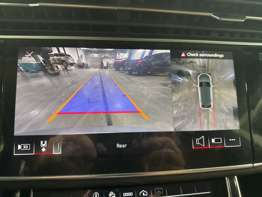 2022 Audi Q8 55 Premium Plus quattro