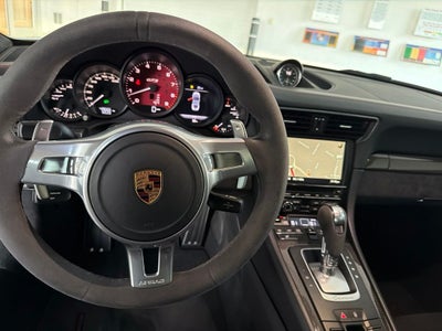 2016 Porsche 911 Carrera GTS