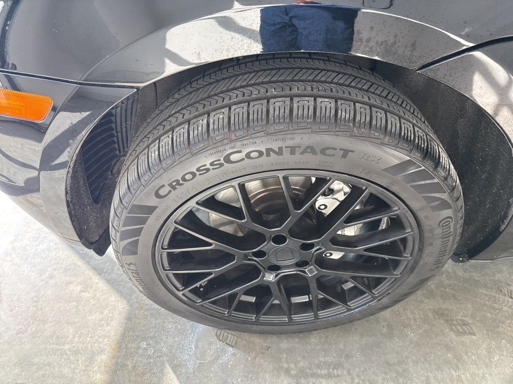 2015 Porsche Macan S